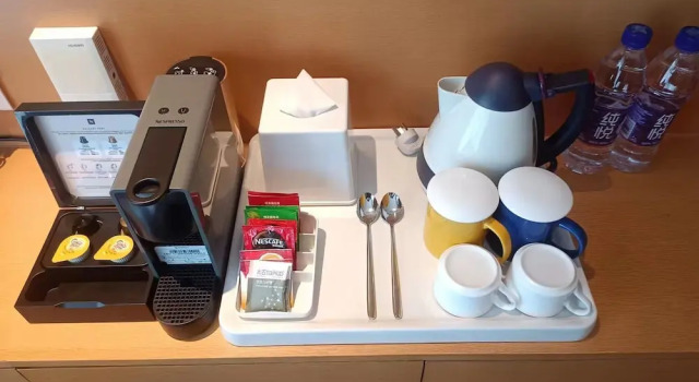 Двухместный люкс с видом на парк Holiday Inn Express Beijing Shijingshan Lakeview by IHG
