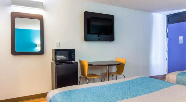 Четырёхместный номер Deluxe Motel-6 Lagrange Ga