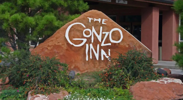 The Gonzo Inn, Забронировать Отель Отели Моав с бассейном, рядом с Дорога "Харрей Пасс", Бассейн