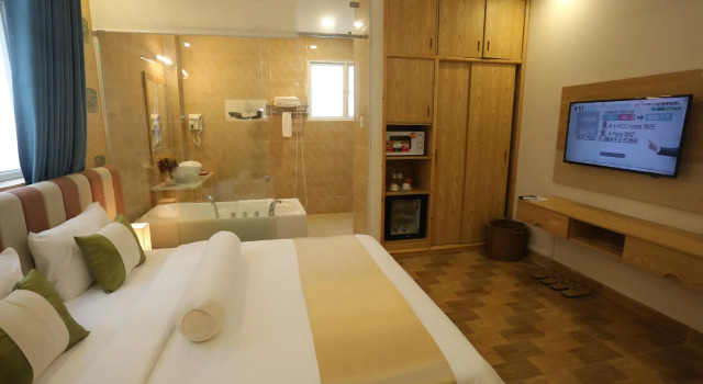 Thuy Sakura Hotel & Serviced Apartment