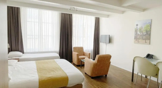 Трёхместный номер Comfort Hotel Residence Le Coin