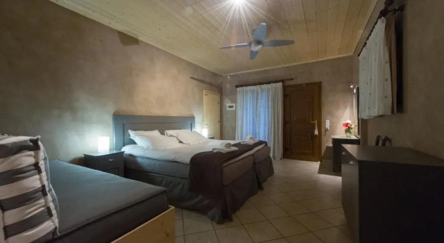 Студия Enetiko Resort