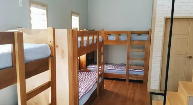 Two Wheels Guest House, Забронировать Гостевой дом Гостевые дома Согвипхо, Гостевой дом