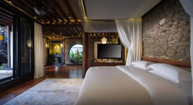 Люкс Dali Mutian Yangshan Hotel