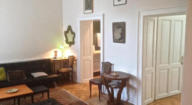 Augusta, Varaa Hotelli Cluj-Napoca 