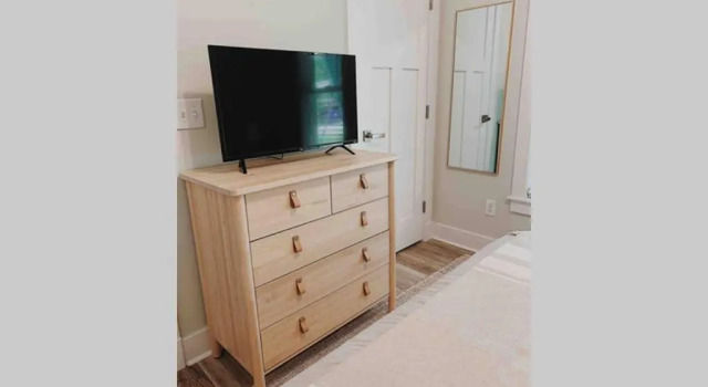 Коттедж с 2 комнатами Modern Carolina Beach Boardwalk Cottage near Amenities!