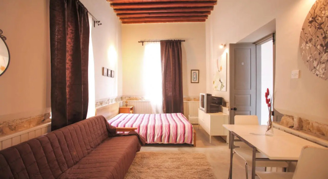 Studio St. Lazaros Studios