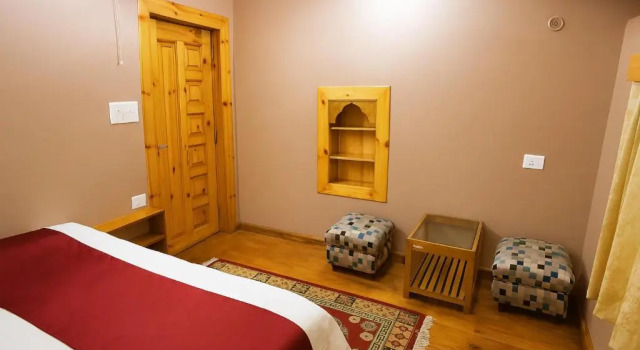 Семейный люкс Kafal Pako Resort - Himalayan View Resort In Mukteshwar