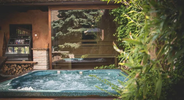 Вилла Luxus Wellness Apartman