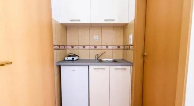 Dom Apartments, Đặt Căn hộ Lugovi Đô thị tự trị Budva