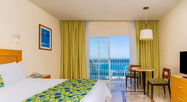 Двухместный номер Standard с видом на море Отель Krystal Puerto Vallarta