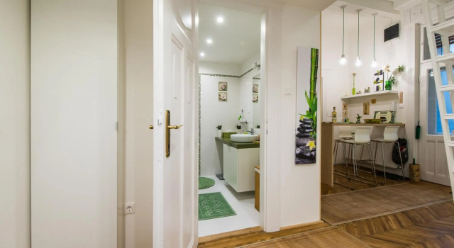 Green Pearl Apartment
