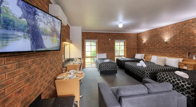 Люкс The Cottage Motor Inn Albury CBD