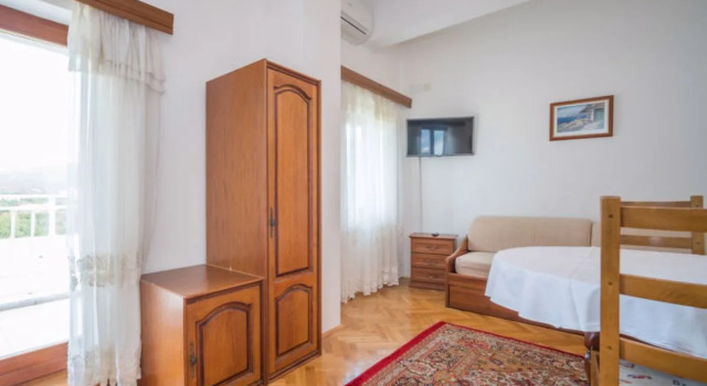 Apartment Fuma St.Georges-de-Montclard 18265