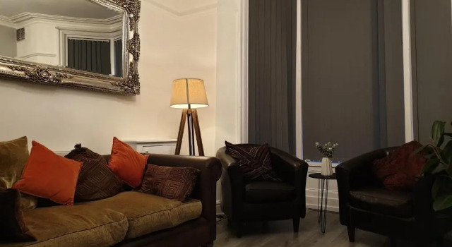 Коттедж Stunning 5 bed house, 2 mins to beach and town, also free parking