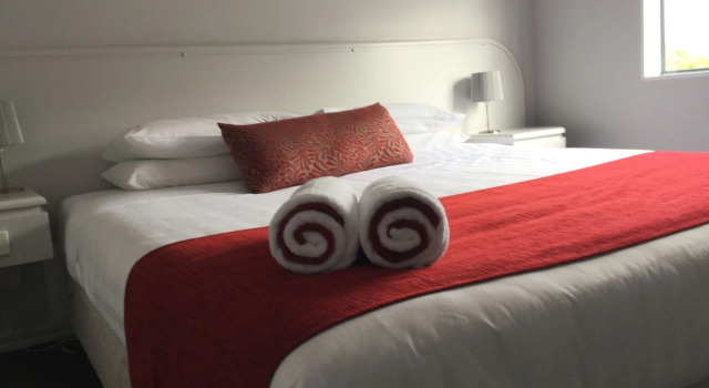 Aubyn Court Spa Motel, Забронировать Мотель Палмерстон-Норт Манавату-Уангануи