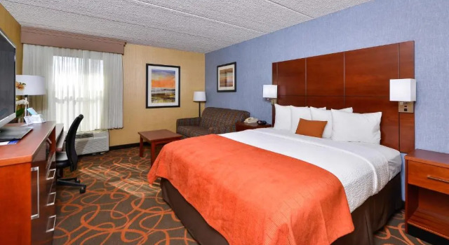 Номер Standard Best Western Plus Fresno Airport Hotel