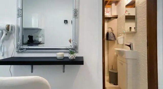 Gregory's Studio apartment with sea view