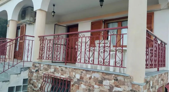 Villa Litsa! Quiet place, beautiful garden, near beach!, Rezerwuj Willa Wille w Macedonia, Willa