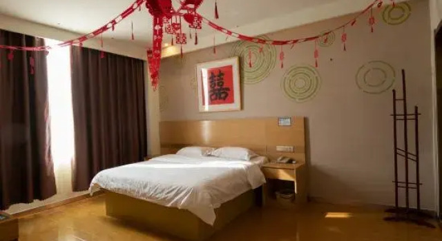 Люкс Business GreenTree Inn Smart Select Hotel (Xingtai Station Branch)