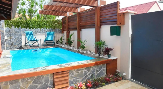 3 makuuhuonetta Mökki Villa Privilege Ste-Anne