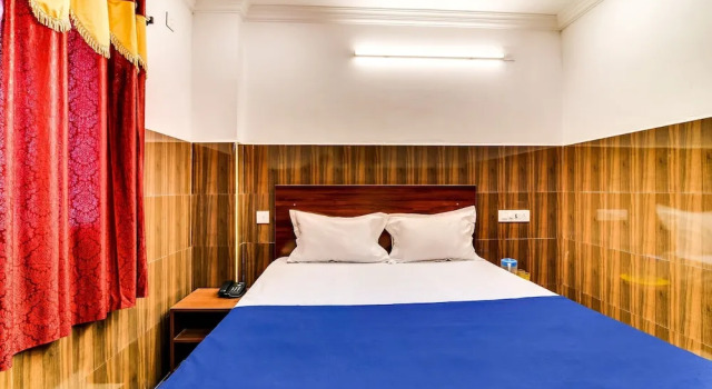 Двухместный номер Standard Hotel O Srinivasa Residency Lodge