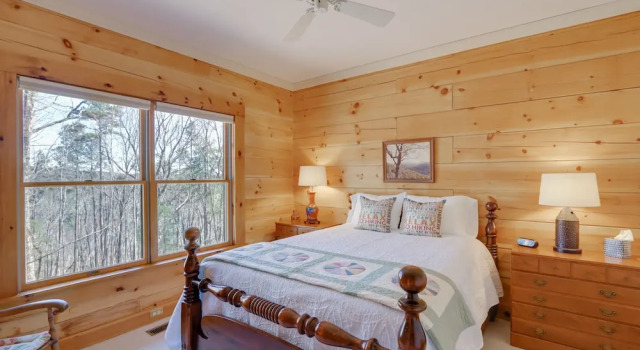 Family-Friendly Jasper Cabin with Deck, Reserva ahora Hotel Big Canoe Estados Unidos