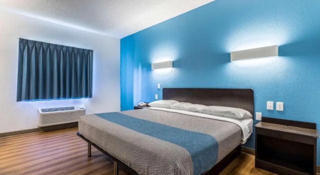 Номер Deluxe Motel 6-Indianapolis, IN - Southport