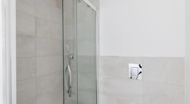 Коттедж с 2 комнатами Redland Stay In Bespoke Home 1 of 2