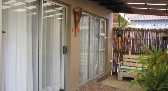 Двухместный номер Standard Ukarimu Guest House