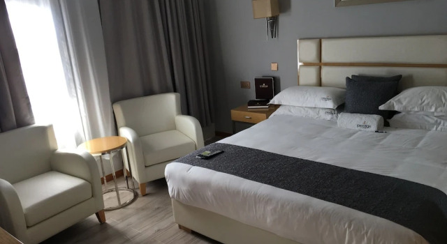 Executive Dvoulůžkový s manželskou postelí pokoj Prestige Hotel