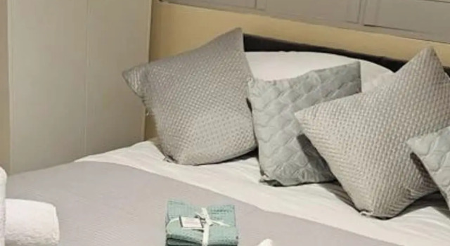 Cockfosters - Apartment - Sleeps 3 - Near Underground, Varaa Huoneisto Asunnot kohteessa Merseyside, Huoneisto
