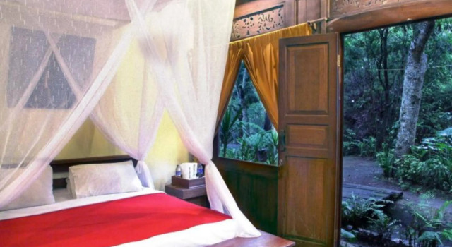 Imah Seniman, Rezervovat Hotel 3hvězdičkové hotely v Lembang, poblíž Carmelite Monastery Religious Tourism Lembang, 3*