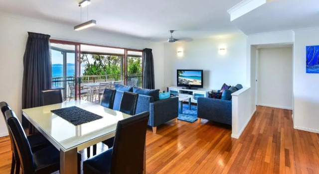 Апартаменты с 3 комнатами Hamilton Island Holiday Homes