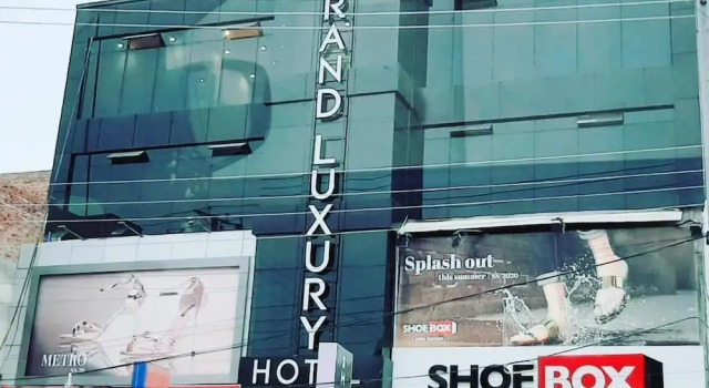 Grand Luxury Hotel
