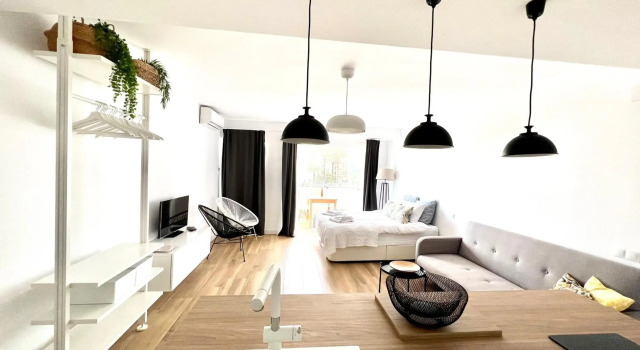 Holiday Studio by Meatina, Забронировать Отель Отели Торремолинос с бассейном, рядом с Парафия Архангела Михаила, Бассейн