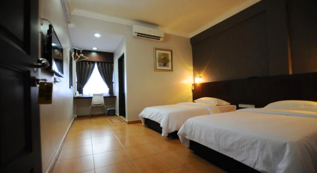 Ailang Hotel, Rezervovat Hotel Hotely v Keluang s parkováním, Parkování