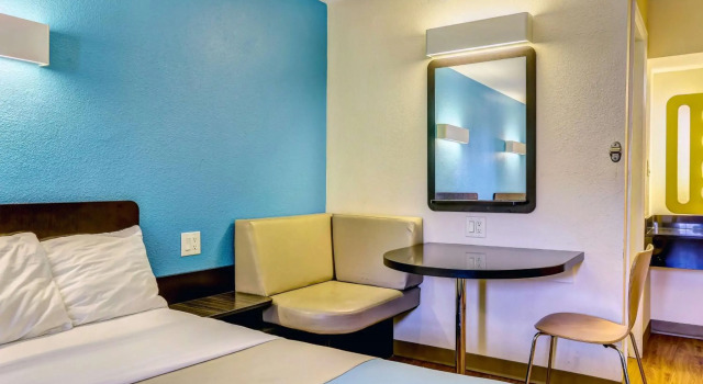 Motel 6 Dickson, Rezervovat Motel Dickson Tennessee