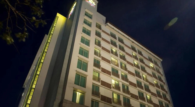 Suite junior 1 chambre Grand Surya Hotel Kediri