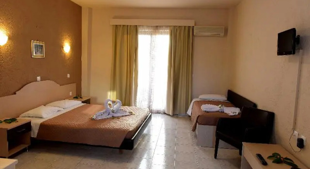 Двухместный номер Superior с балконом Santa Helena Hotel