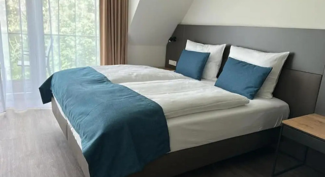 Полулюкс с видом на море Hotel Schöne Aussicht, Stilvoll modern, direkt am Rüstersieler Hafen