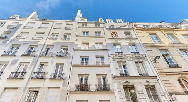 Elegant Studio Center of Paris