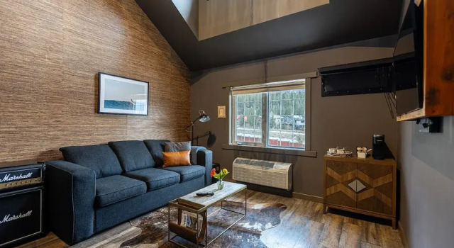 Doppel Apartment Creekside Villa