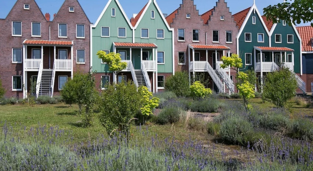 Коттедж Lakeside Villa in Volendam