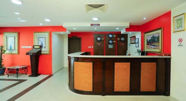 OYO 115 Sunshine Tower, Забронировать Отель Отели Манамы 3 звезды, рядом с Juffair Mall, 3*
