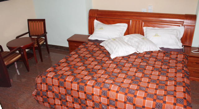 Wanyama Hotel Kariakoo, Buchen Sie Hotel Kariakoo Daressalam