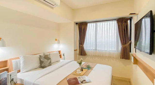 Spacious and Comfy Designed 2BR at Meikarta Apartment