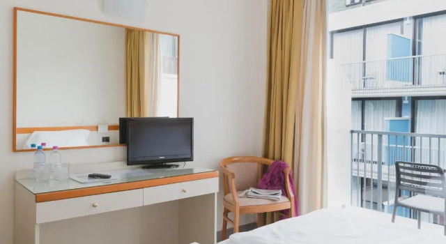 Двухместный номер Economy с балконом Hotel Holiday Sport & Relax