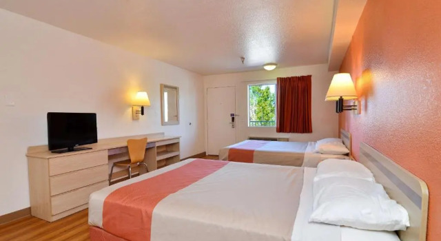 Четырёхместный номер Standard Motel 6-Twentynine Palms, CA