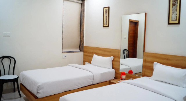 Двухместный номер Deluxe Hotel Shree Shyam International
